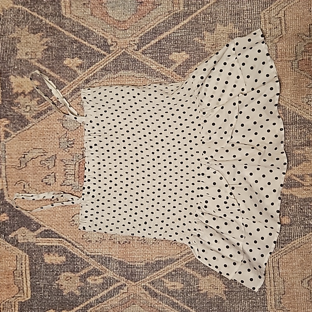 NEW Isa & Ella polka dot spaghetti strap, ruffled stretchy tank top, new!